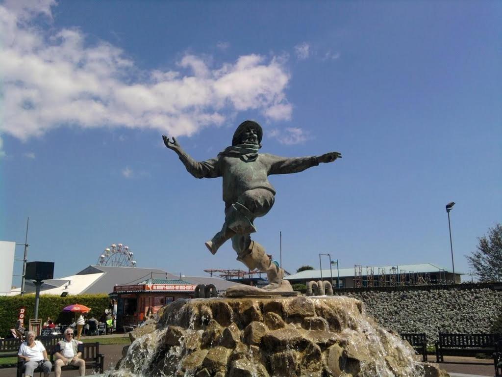 The Sherwood Skegness Exteriér fotografie